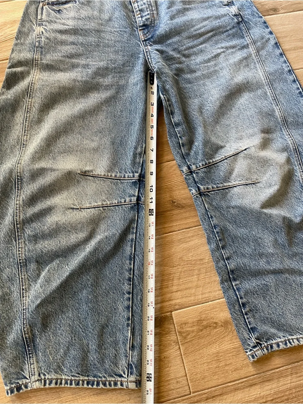 Free People Light Denim Relaxed Barrel Wide-Leg Crop Jeans Size 28